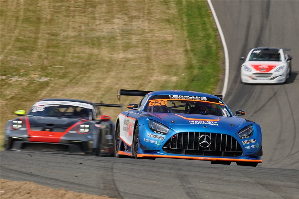 Hegelund Motorsport kørte sig i front på Ring Djursland og vandt, selv om man løb tør for benzin.
(Foto: Stumpphoto)